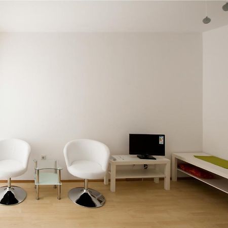 Friendly People'S Guest House Ζαντάρ Εξωτερικό φωτογραφία