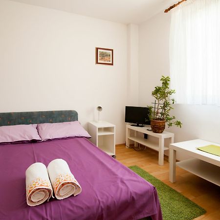 Friendly People'S Guest House Ζαντάρ Εξωτερικό φωτογραφία