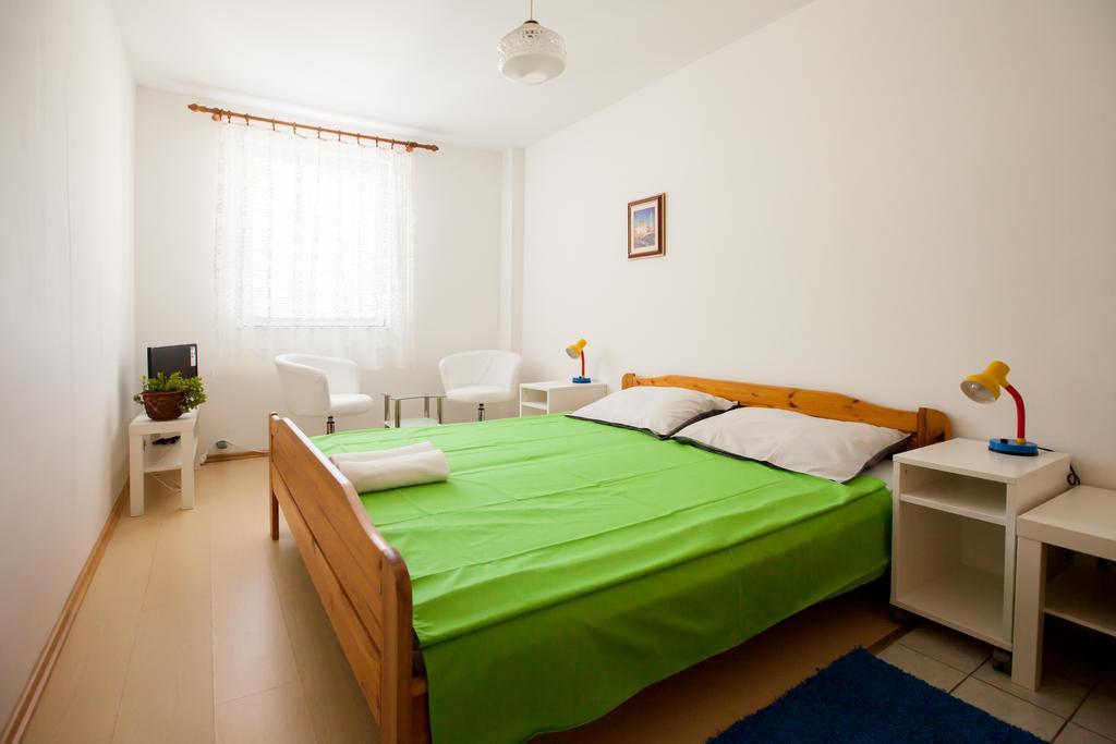 Friendly People'S Guest House Ζαντάρ Εξωτερικό φωτογραφία