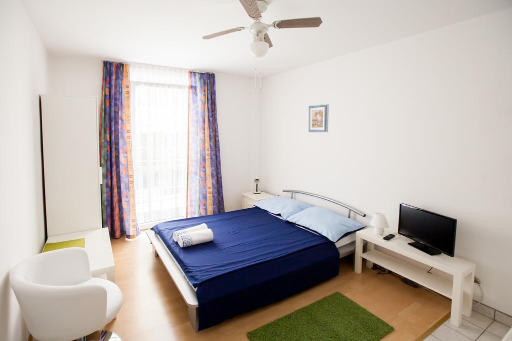 Friendly People'S Guest House Ζαντάρ Εξωτερικό φωτογραφία